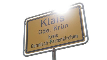 Gelbes Ortsschild mit dem Ortsnamen "Klais" | Bild: BR