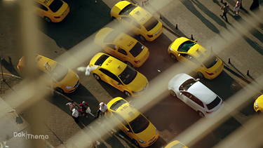 Taxifahrerinnen in Istanbul | Bild: BR