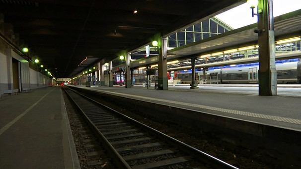 Der leere Pariser Bahnhof Gare de Lyon | Bild: BR