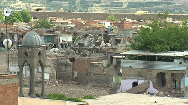 Zerstörte Altstadt von Diyarbakir | Bild: BR