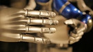 Hand von Roboter Justin | Bild: Stefan Geier