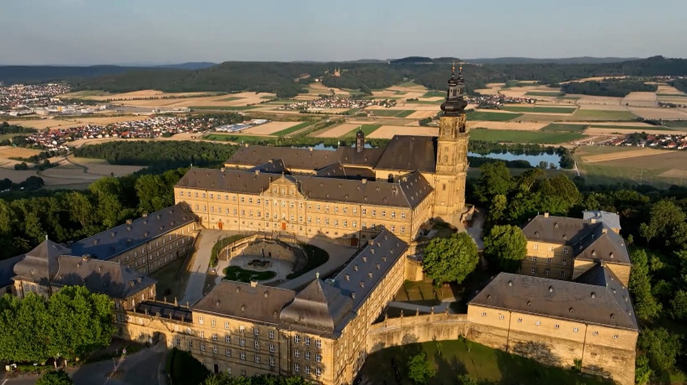 Kloster Banz aus der Vogelperspektive. | Bild: BR