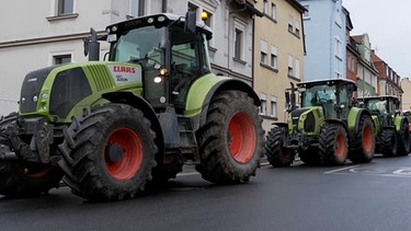 Traktoren als Teil der Bauernproteste in Schweinfurt | Bild: BR