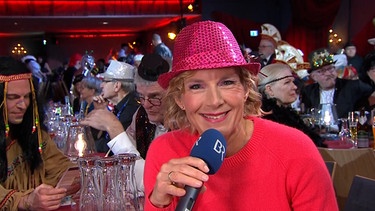 Julia Büchler moderiert die Frankenschau aktuell am 01.Februar. | Bild: BR