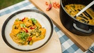Blumenkohlblatt-Curry mit Kartoffeln | Bild: André Goerschel