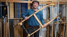 Rodel selber bauen mit dem Schmidt Max - in der Werkstatt von Rodelrpofi Markus Grausam | Bild: André Goerschel