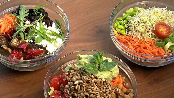 Mahlzeit in Schale: Wie gesund sind Bowls? | Bild: BR