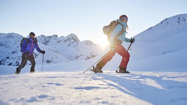 Skitourengeher | Bild: picture-alliance/dpa