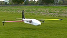 Silencio Gamma beim Testflug. Die Drohne soll zukünftig Blutkonserven transportieren. | Bild: BR/Gut zu wissen