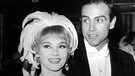 Sean Connery mit seiner Ehefrau Diane Cilento (1965) | Bild: picture-alliance/dpa