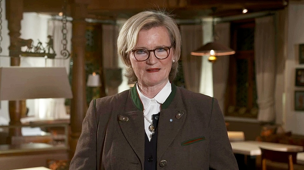 Interview mit Angela Inselkammer, Präsidentin des Hotel- und Gaststättenverbands | Bild: BR