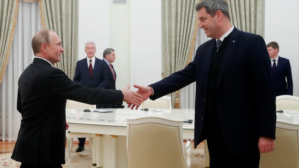 Treffen des russischen Präsidenten Vladimir Putin mit dem bayerischen Ministerpräsidenten Markus Söder im Kreml in Moskau, Russland, im Januar 2020 | Bild: picture alliance / ASSOCIATED PRESS | Maxim Shemetov