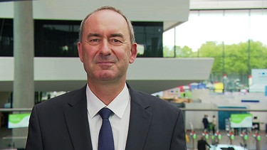 Hubert Aiwanger (Freie Wähler), bayerischer Energieminister im Kontrovers-Interview | Bild: BR / Kontrovers