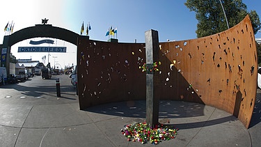 Denkmal des Oktoberfest-Attentats | Bild: picture-alliance/dpa