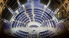Das leere Plenum des Deutschen Bundestags | Bild: picture alliance / dpa | Michael Kappeler