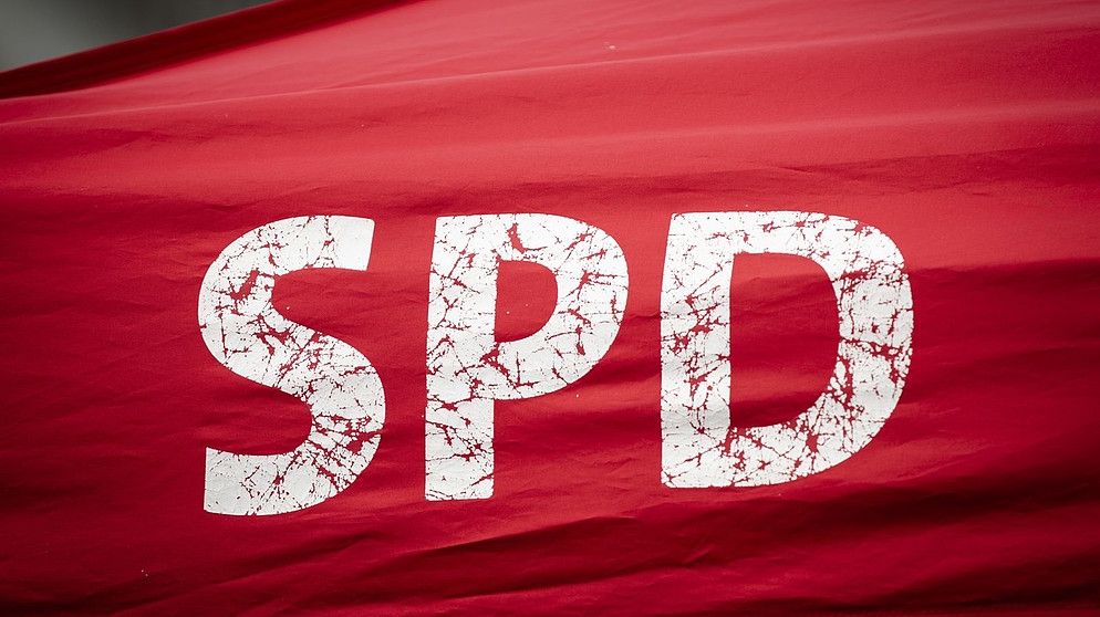 Bröckelndes SPD-Logo | Bild: picture-alliance/dpa