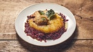 vegetarische Hauptspeise: Gefüllte Kartoffelklöße mit Walnusspesto von Nicole Roth aus Unterfranken | Bild: BR/megaherz