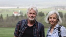 Werner Schmidbauer und Ursula Münch auf dem 1.172 Meter hohen "Hornburg" bei Schwangau. | Bild: BR/Werner Schmidbauer