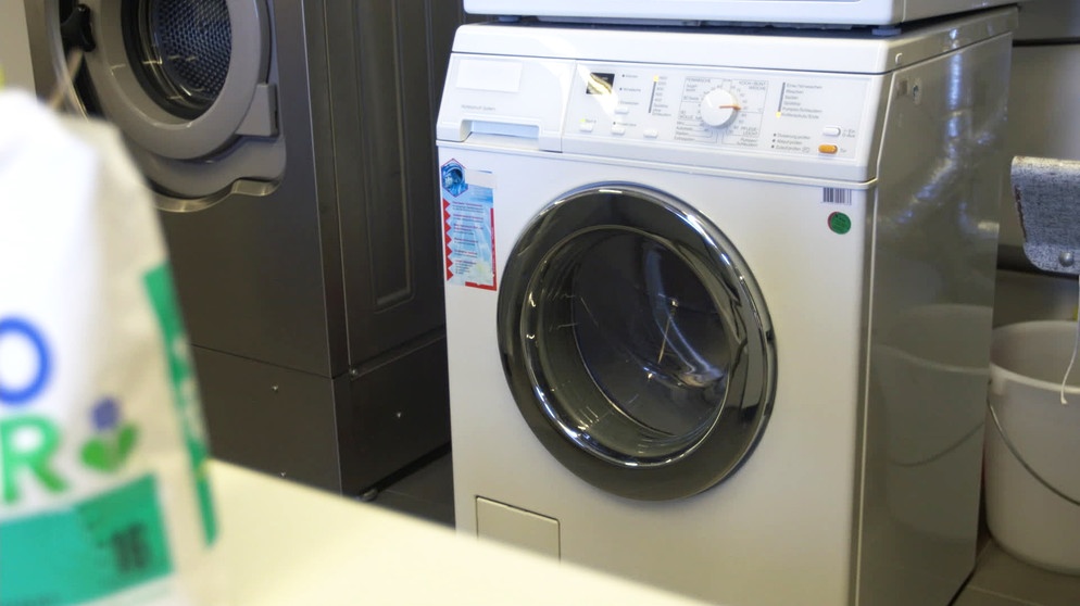 laufende waschmaschine | Bild: BR