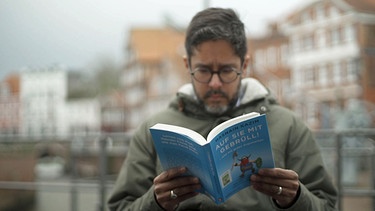 Hasnain Kazim liest in seinem neuen Buch | Bild: BR