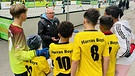Rüdiger Heid mit den Harras Boys bei der Straßenfußballliga "buntkicktgut" | Bild: BR / Maike Bandmann