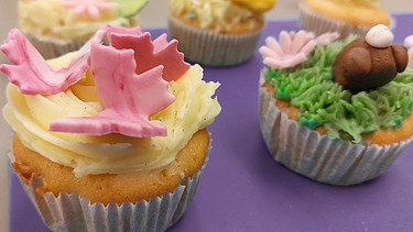 Frühlingshafte Cupcakes mit Vanillecreme | Bild: BR / Susanne Ilse