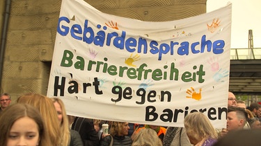 Demonstration Karlsruhe zum Europäischen Protesttag | Bild: BR