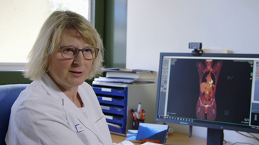 Dr. med. Sabine Dreßler, Fachärztin für  Innere Medizin, Hämatologie und Onkologie, Klinikum Nürnberg | Bild: BR
