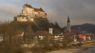 Burghausen und seine Burg an der Salzach. | Bild: BR