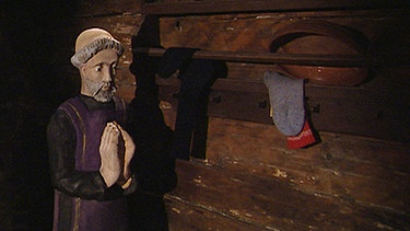 Holzstatue des Heiligen "Hirmon" von Bischofsmais | Bild: BR/