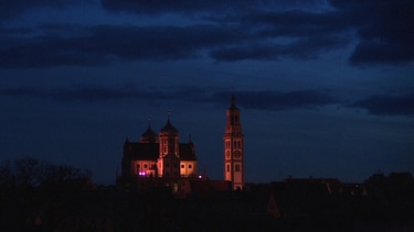Unter unserem Himmel - Damals in Augsburg: Nachtaufnahme der Stadt | Bild: BR