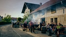 Heldburger Unterland: Jeder in Poppenhausen ist  Mitglied im Feuerwehr-Verein, der auch das gemeinsame Brauen organisiert. | Bild: BR
