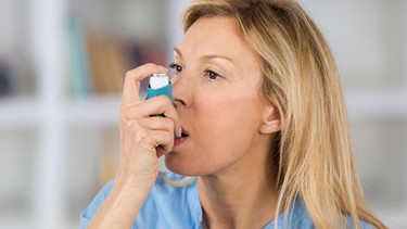 Frau mit Asthma   | Bild: Colourbox 