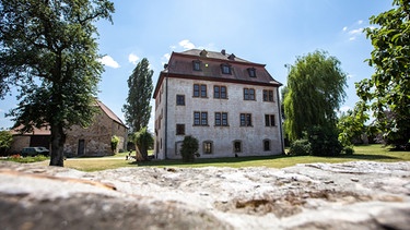Schloss Leuzendorf | Bild: BR / Jens Scheibe