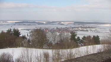 Blick auf die Landschaft vom Gasthof Gentner in Gnotzheim aus | Bild: Wir in Bayern