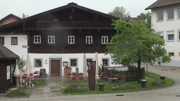 Wirtshaus zur Emerenz in Waldkirchen von außen | Bild: Wir in Bayern
