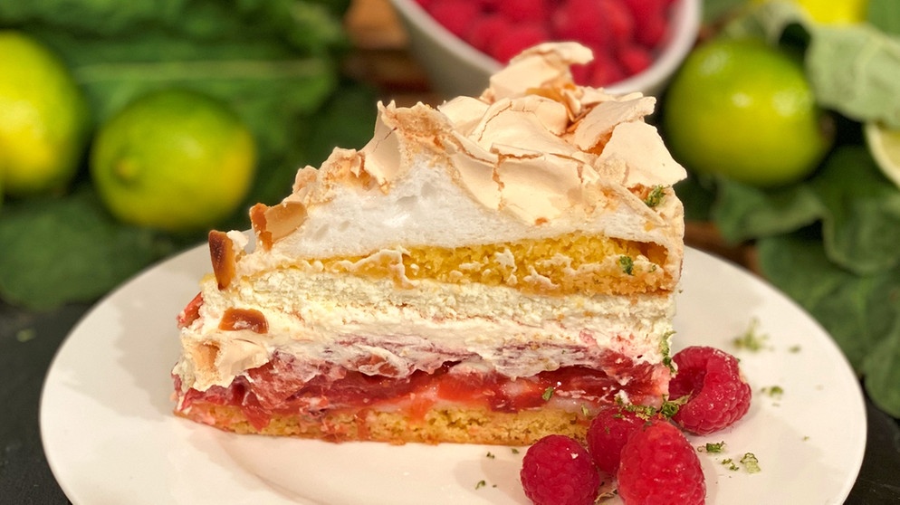 Wir in Bayern | Rezept: Rhabarber-Himbeer-Kuchen mit Limettensahne ...