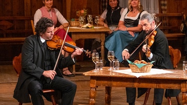 Die Gruppe "Neue Wiener Concert Schrammeln" zu Gast bei den Wirtshausmusikanten.  | Bild: BR