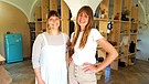 Mit ihrem Laden "Hiesiges" im oberbayerischen Lampertsham bieten Christina Fedeli und Laura Gehricke Kunsthandwerkern aus der Region eine Verkaufsplattform | Bild: BR