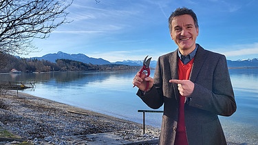 Florian Schrei, Moderator der Magazinsendung "Zwischen Spessart und Karwendel" im BR Fernsehen | Bild: BR / Kathrin Lindauer
