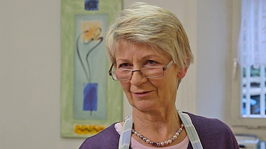 Gisela Hyn, die Leiterin des Kreuzwertheimer Heimatmuseums | Bild: BR