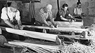 Archivaufnahme aus dem Jahr 1950: Holzdrahthobler bei der Firma Max Eisch in Zwiesel | Bild: Stadtarchiv Zwiesel