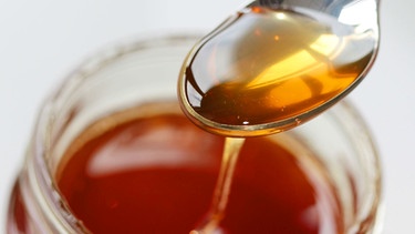 Das süße Gold der Bienen: Honig | Bild: picture-alliance/dpa