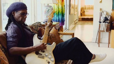 Der legendäre Gitarrist Nile Rodgers. | Bild: Universal
