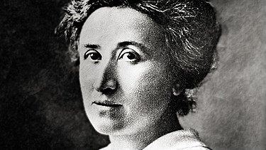 Rosa Luxemburg. Deutsche Sozialistin polnischer Herkunft (1870 - 1919). Mitbegründerin der Kommunistischen Partei Deutschlands (KPD).  | Bild: picture-alliance/dpa/Fotoreport