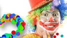 Fragezeichen aus Konfetti zwischen zwei Clowns | Bild: colourbox.com; Montage: BR