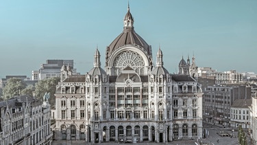 Kuppelhalle des Antwerpen Centraal.
| Bild: BR/SWR/Bea Müller
