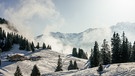 Skifahren in den bayerischen Alpen. | Bild: BR/Fabian Stoffers
