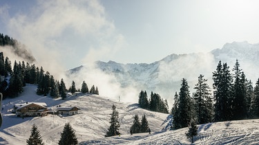 Skifahren in den bayerischen Alpen. | Bild: BR/Fabian Stoffers