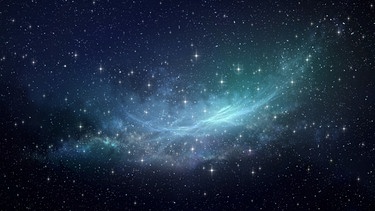 Sternenhimmel und Galaxien als HIntergrund. | Bild: stock.adobe.com / mozZz